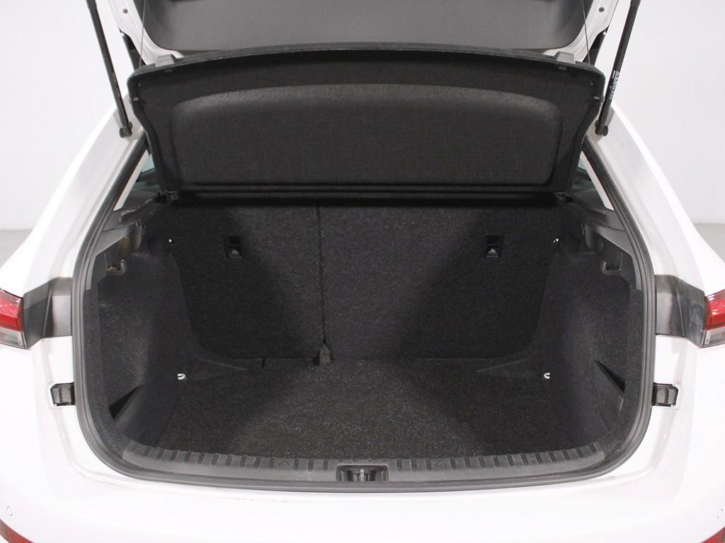 Skoda Scala 1.0 TSI Selection 70 kW (95 CV) - 6