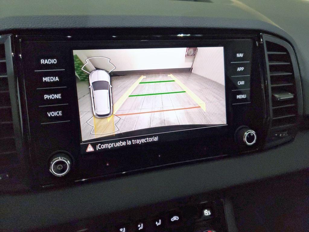 Skoda Karoq 1.5 TSI ACT Sportline DSG 110 kW (150 CV) - 10