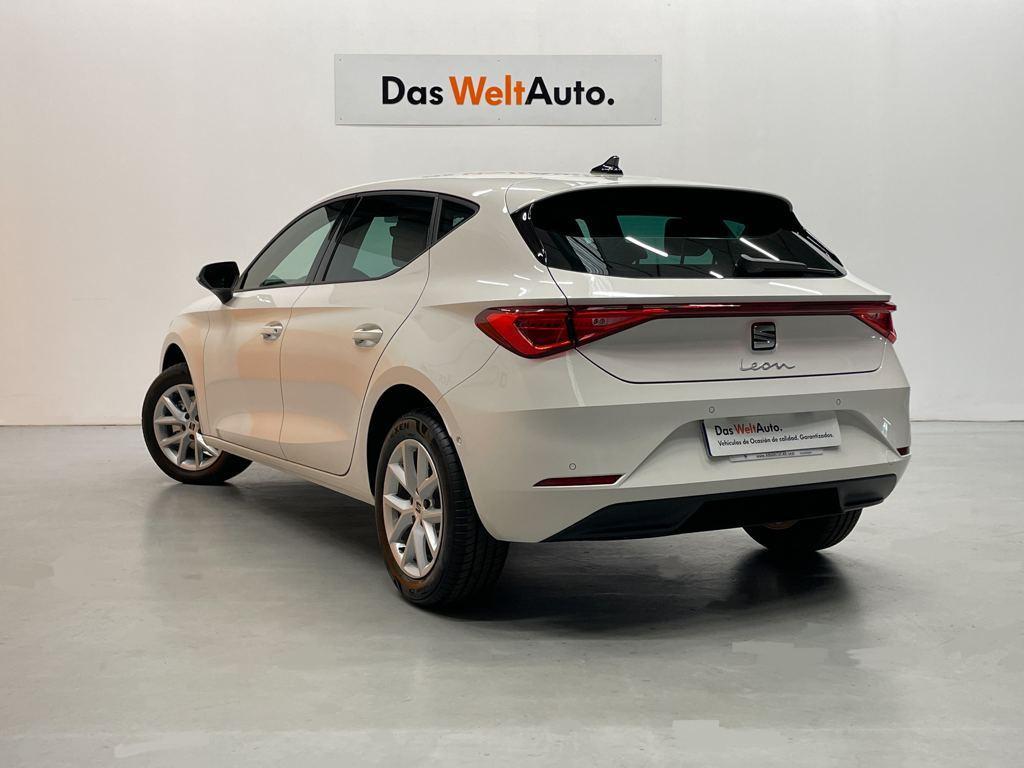 SEAT León 1.5 eTSI Style 25 Aniversario DSG 85 kW (116 CV) - 1