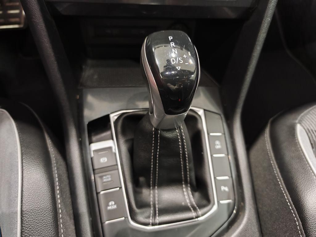 Volkswagen Tiguan R-Line 2.0 TDI 110 kW (150 CV) DSG - 11