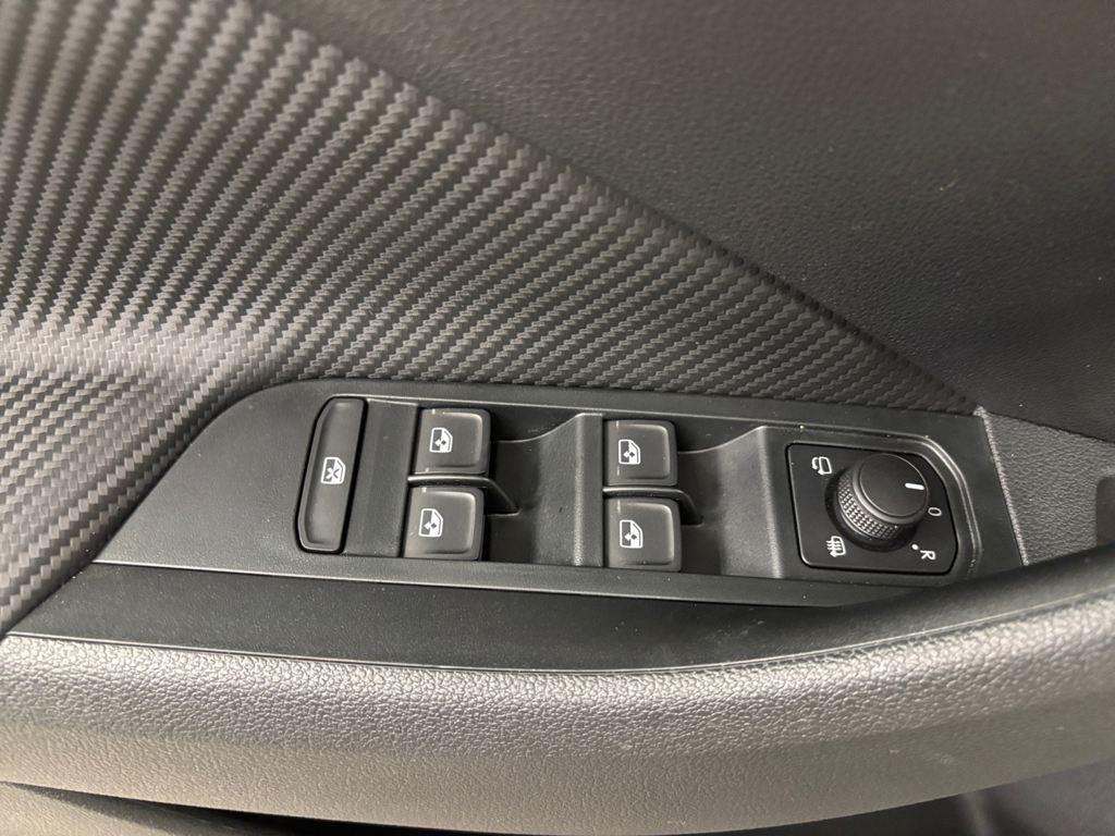 Skoda Kamiq 1.5 TSI Monte Carlo DSG 110 kW (150 CV) - 11