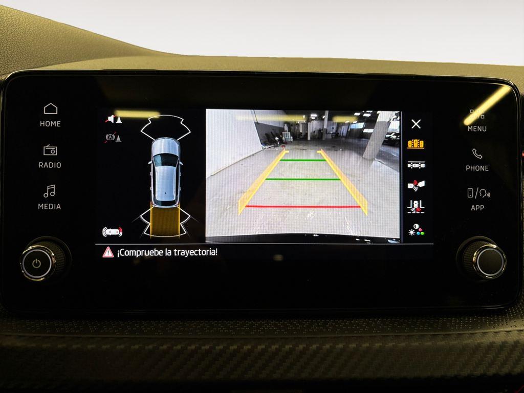 Skoda Kamiq 1.5 TSI Monte Carlo DSG 110 kW (150 CV) - 14