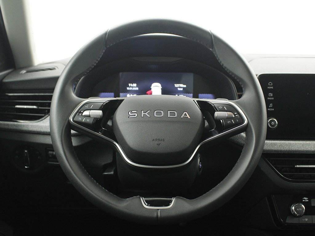 Skoda Kamiq 1.0 TSI Selection DSG 85 kW (115 CV) - 12