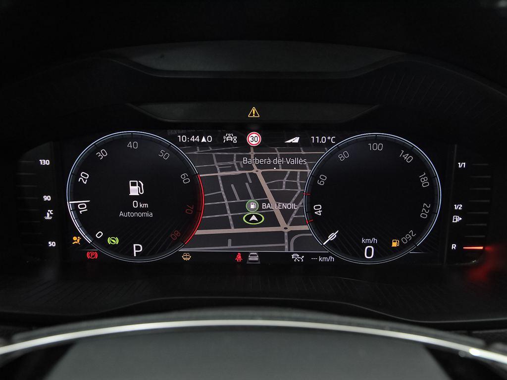 Skoda Karoq 1.5 TSI ACT Sportline DSG 110 kW (150 CV) - 9