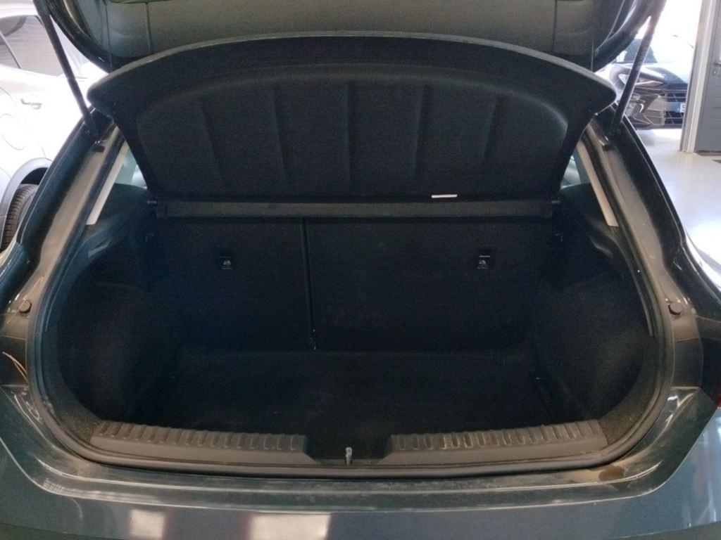 SEAT León 1.5 eTSI Style 25 Aniversario DSG 85 kW (116 CV) - 6