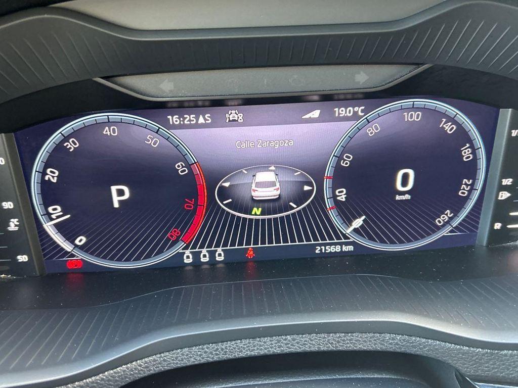 Skoda Karoq 1.5 TSI ACT Style DSG 110 kW (150 CV) - 11