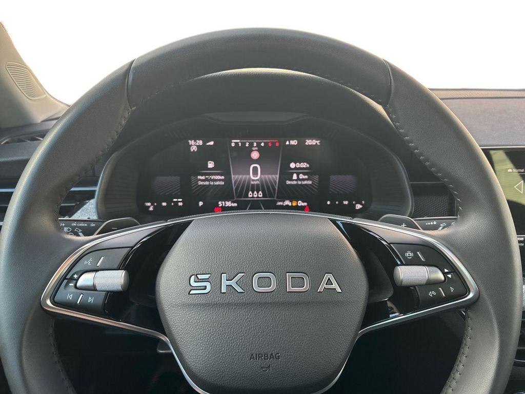 Skoda Kamiq 1.0 TSI Selection DSG 85 kW (115 CV) - 10