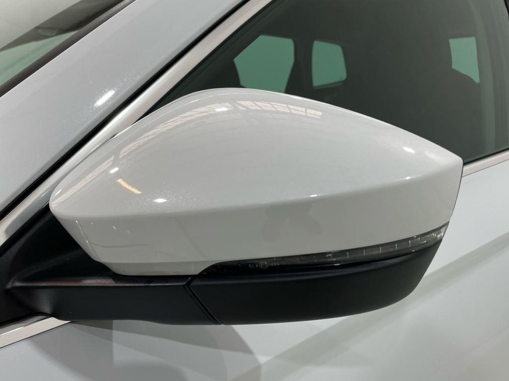 Skoda Karoq 1.0 TSI Ambition 81 kW (110 CV) - 12