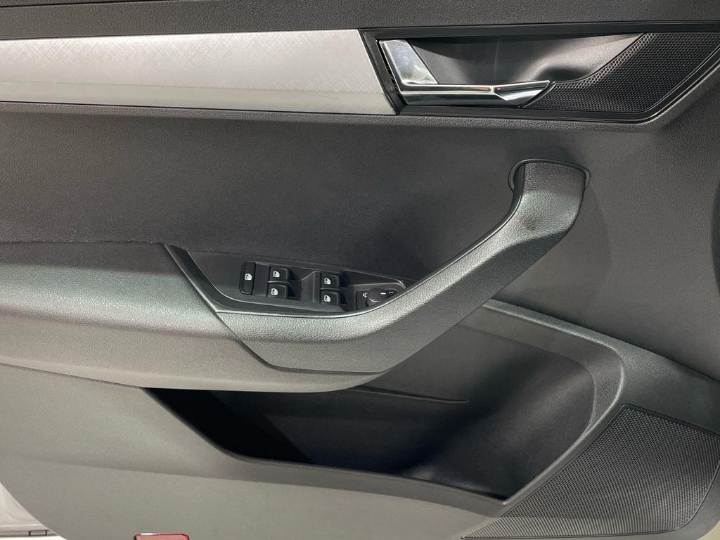 Skoda Karoq 1.0 TSI Ambition 81 kW (110 CV) - 19