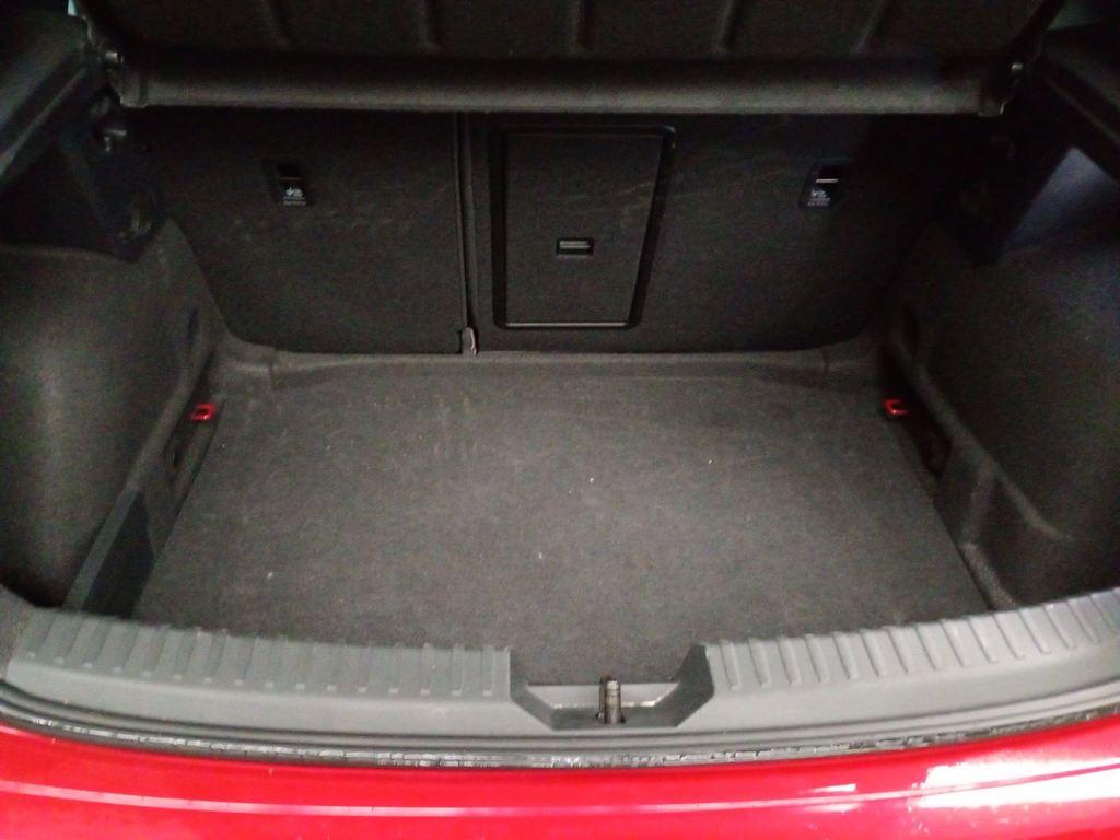 SEAT León 1.5 TSI S&S FR 25 Aniversario 85 kW (116 CV) - 6