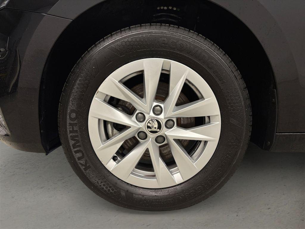 Skoda Fabia 1.0 TSI Selection 85 kW (115 CV) - 7