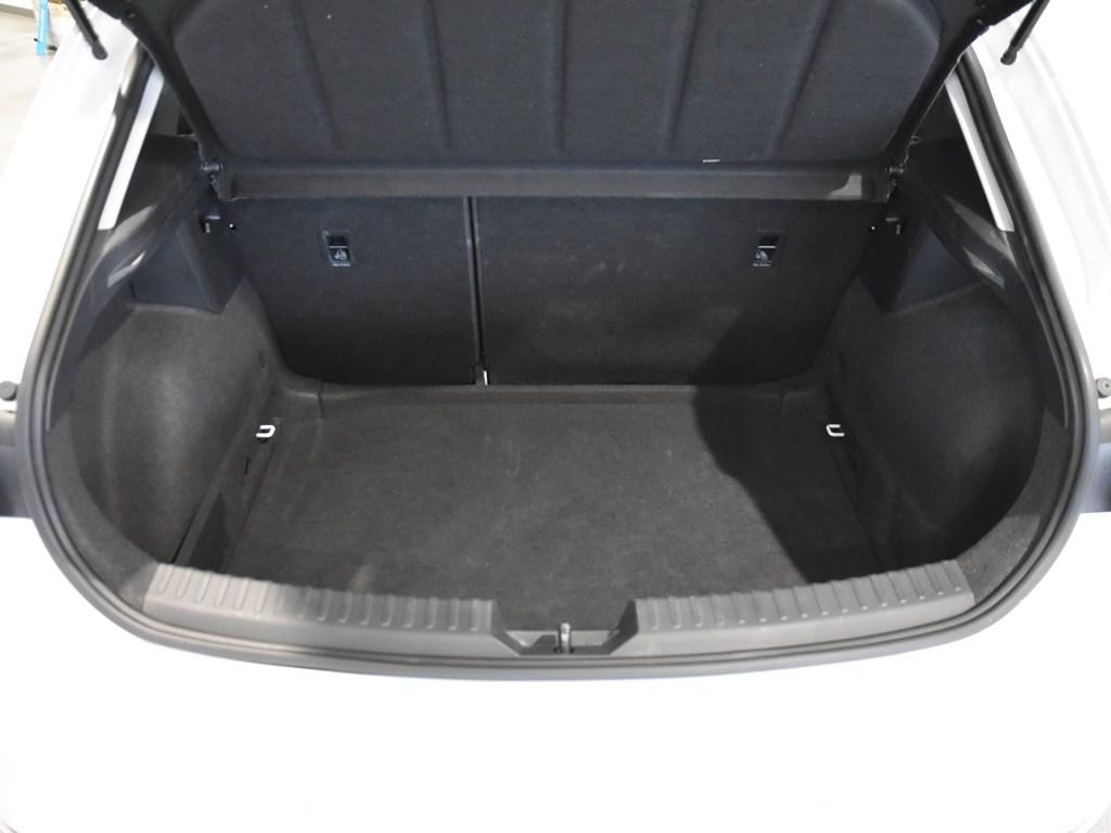 SEAT León 1.5 TSI S&S Style 25 Aniversario 85 kW (116 CV) - 6