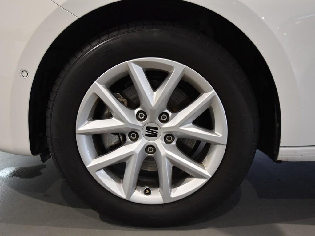 SEAT León 1.5 TSI S&S Style 25 Aniversario 85 kW (116 CV) - 7