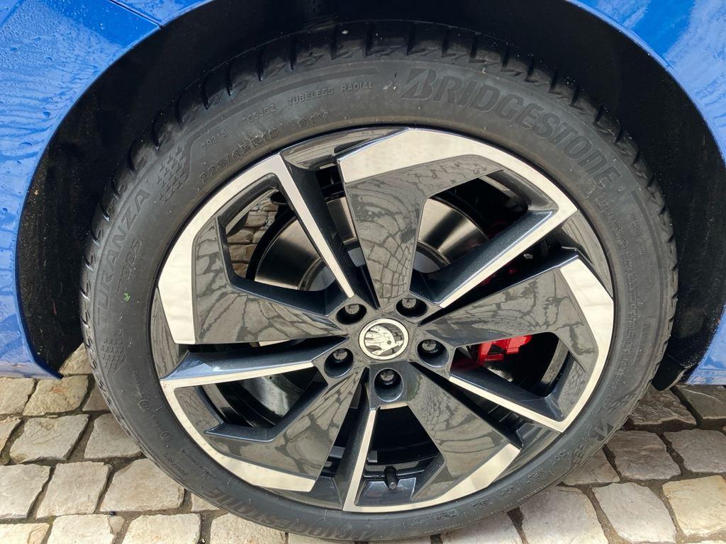 Skoda Octavia 2.0 TSI RS Plus DSG 180 kW (245 CV) - 7