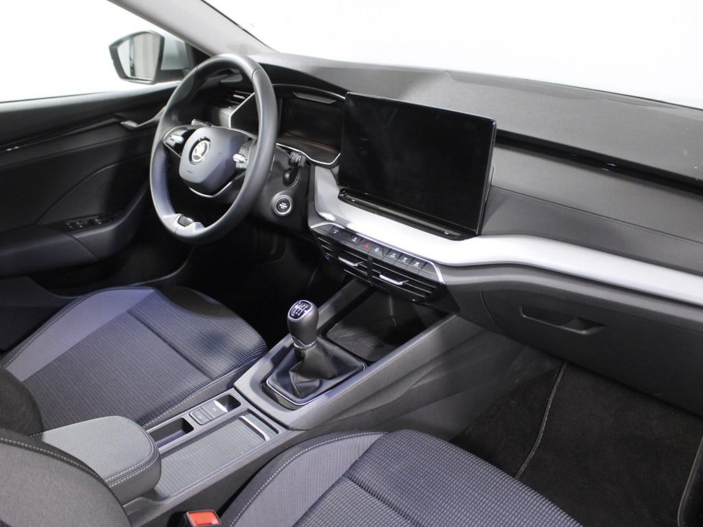 Skoda Octavia Combi 2.0 TDI Selection 85 kW (115 CV) - 13