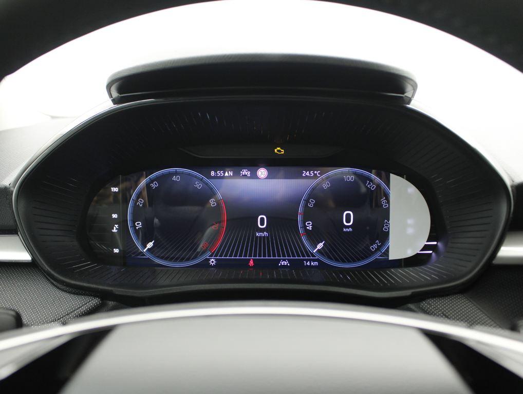 Skoda Fabia 1.0 TSI Selection 70 kW (95 CV) - 8