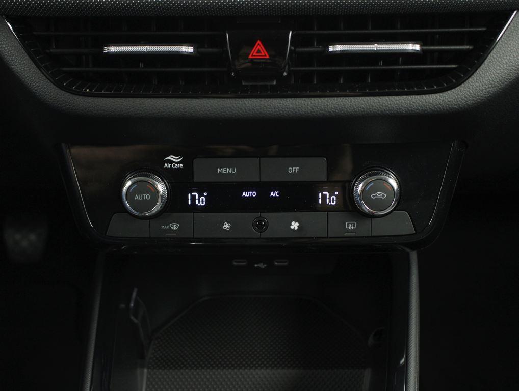 Skoda Fabia 1.0 TSI Selection 70 kW (95 CV) - 10