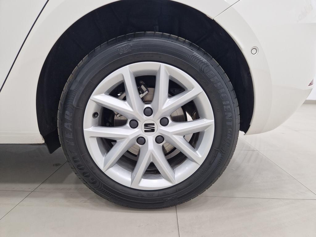 SEAT León 1.0 TSI S&S Style XL Vision 81 kW (110 CV) - 7