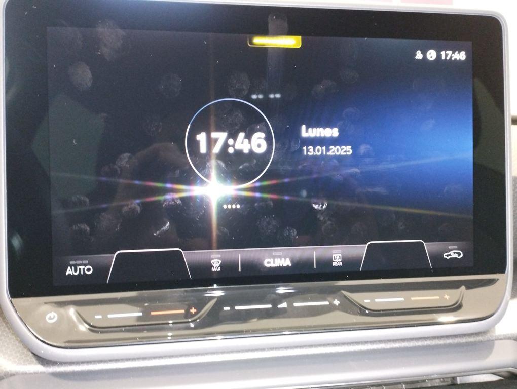 SEAT León 1.5 TSI S&S Style 25 Aniversario 85 kW (116 CV) - 8