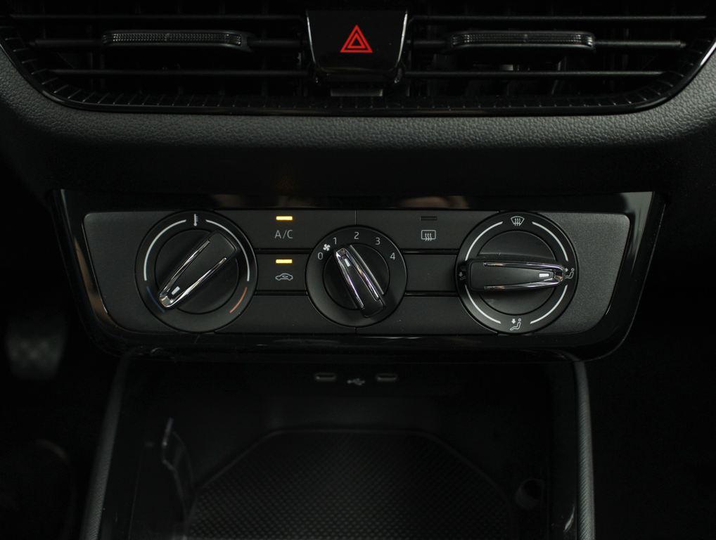 Skoda Fabia 1.0 TSI Essence 70 kW (95 CV) - 10