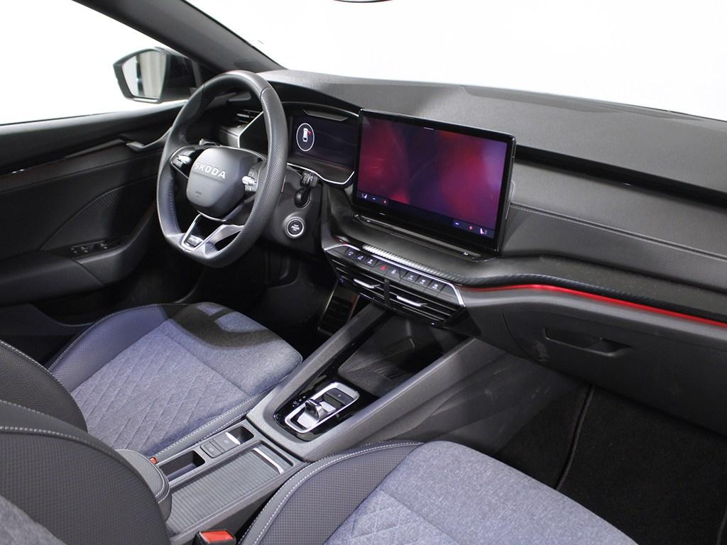 Skoda Octavia Combi 1.5 TSI m-HEV Sportline DSG 110 kW (150 CV) - 13