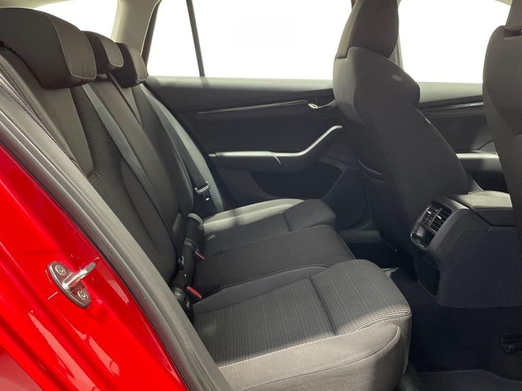 Skoda Octavia Combi 1.5 TSI m-HEV Ambition Plus DSG 110 kW (150 CV) - 5