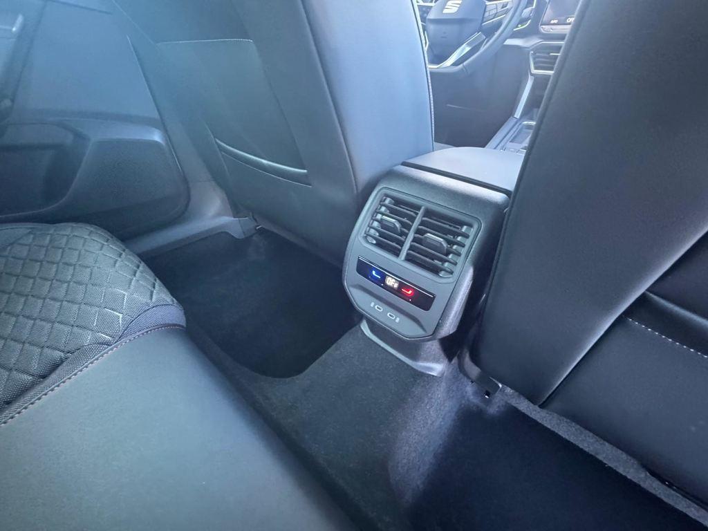 SEAT León 1.5 eTSI S&S FR Special Edition DSG 110 kW (150 CV) - 10