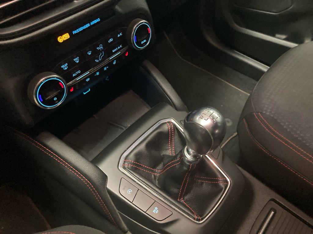 Ford Kuga 1.5 EcoBlue ST-Line 88 kW (120 CV) - 12