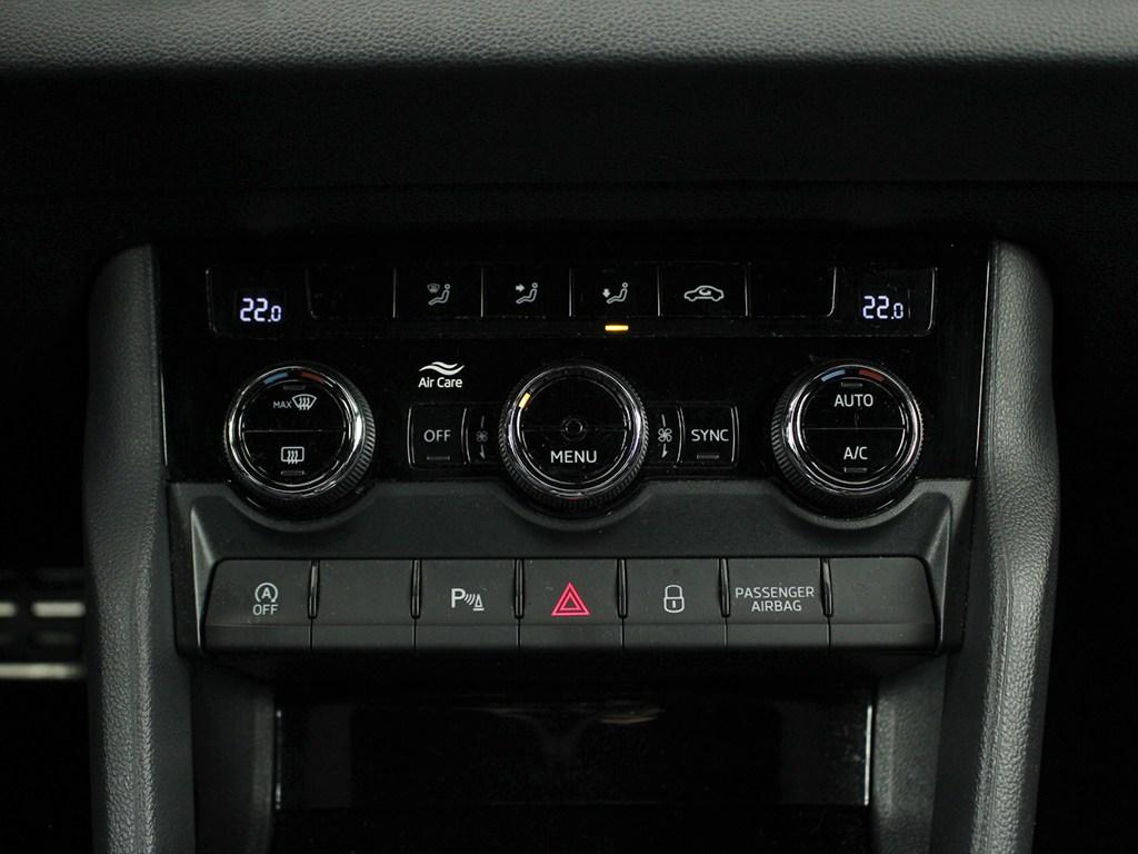 Skoda Karoq 1.5 TSI ACT Sportline DSG 110 kW (150 CV) - 10