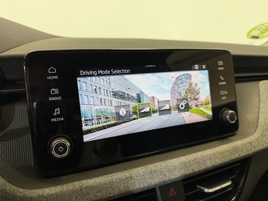 Skoda Kamiq 1.0 TSI Selection 70 kW (95 CV) - 13