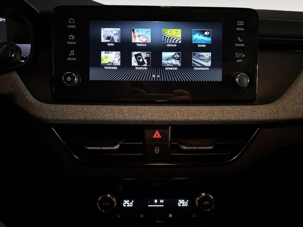 Skoda Kamiq 1.0 TSI Selection 85 kW (115 CV) - 12