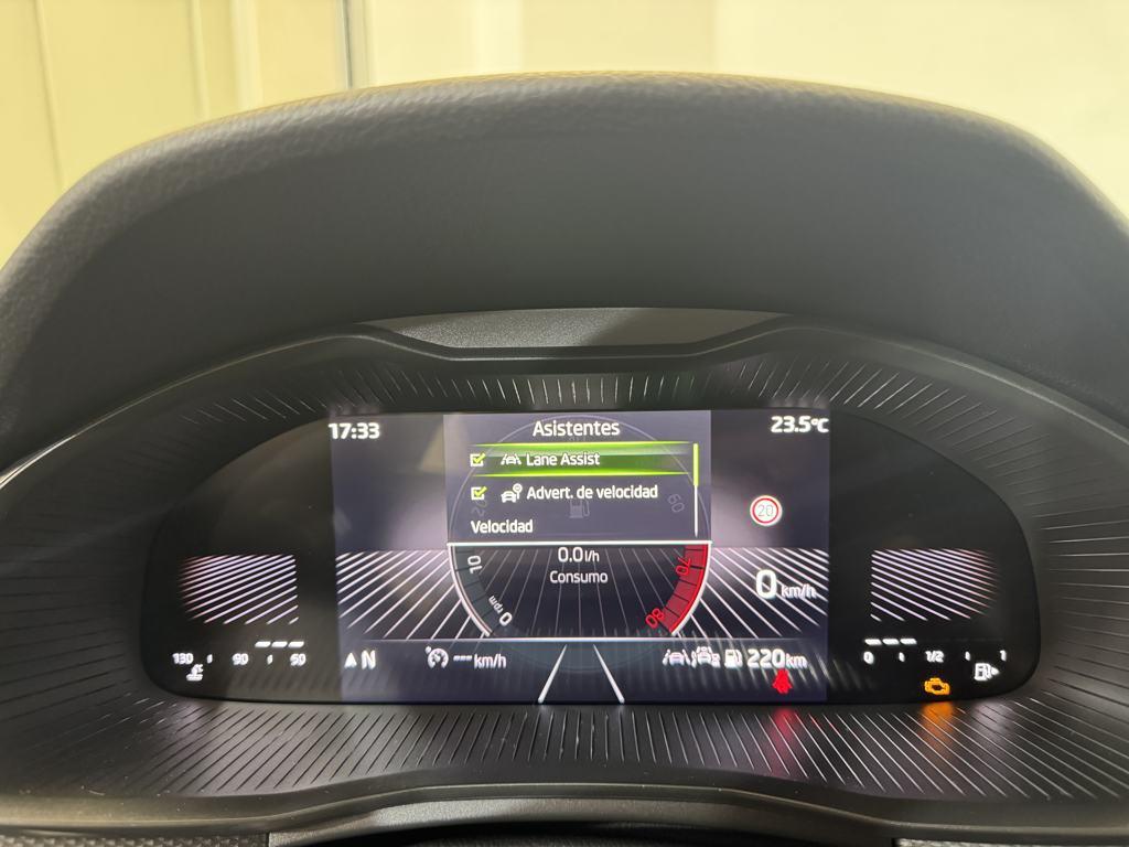 Skoda Scala 1.0 TSI Essence 85 kW (115 CV) - 10