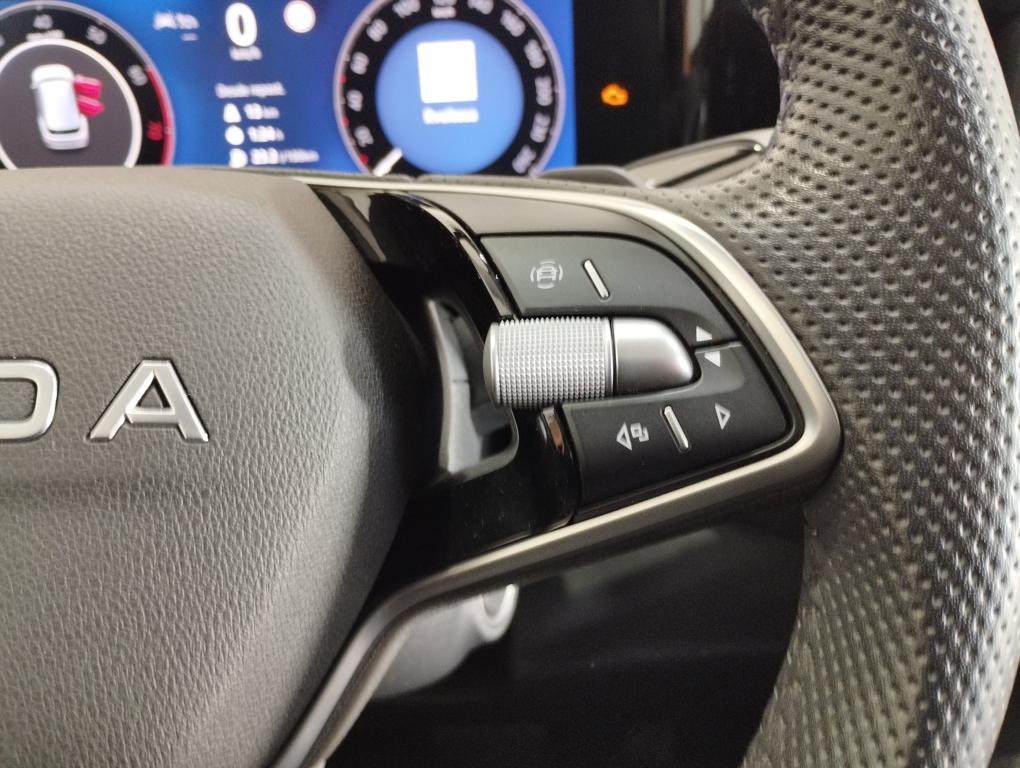 Skoda Kodiaq 1.5 TSI m-HEV Selection DSG 110 kW (150 CV) - 13