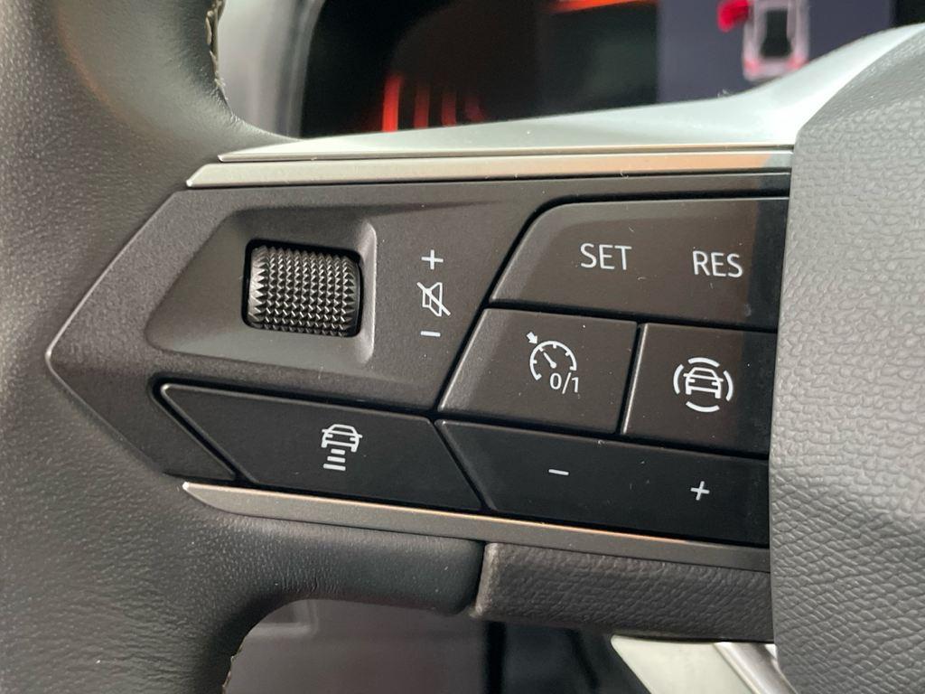 SEAT Arona 1.0 TSI Style XM DSG 85 kW (115 CV) - 8