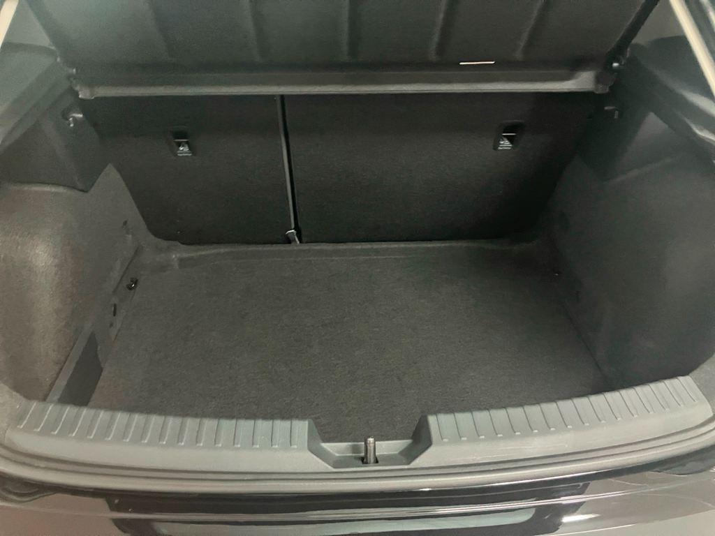 SEAT León 1.5 TSI S&S Style 25 Aniversario 85 kW (116 CV) - 6