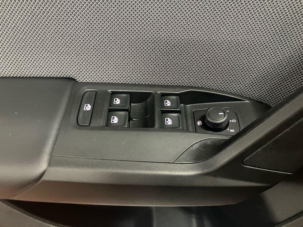 SEAT León 1.5 TSI S&S Style 25 Aniversario 85 kW (116 CV) - 12