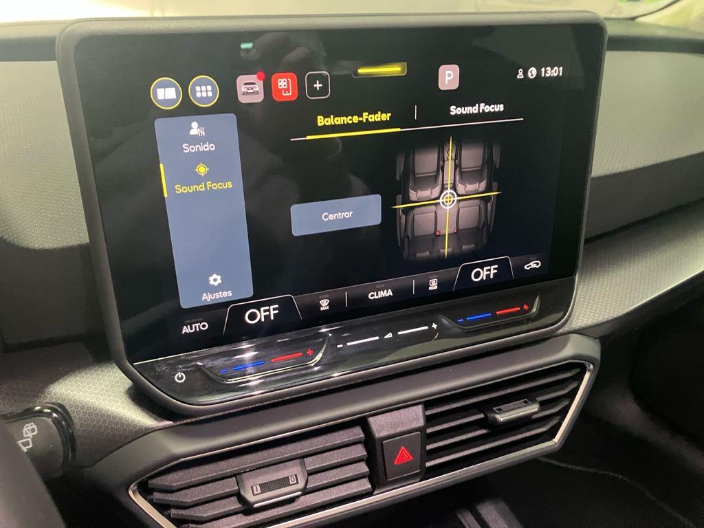 SEAT León 1.5 TSI S&S Style 25 Aniversario 85 kW (116 CV) - 15