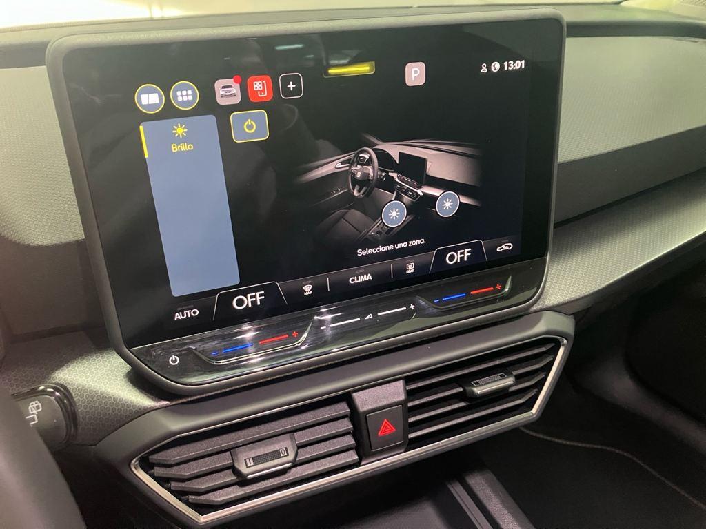 SEAT León 1.5 TSI S&S Style 25 Aniversario 85 kW (116 CV) - 16