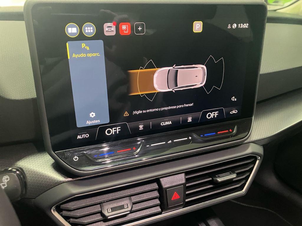 SEAT León 1.5 TSI S&S Style 25 Aniversario 85 kW (116 CV) - 19