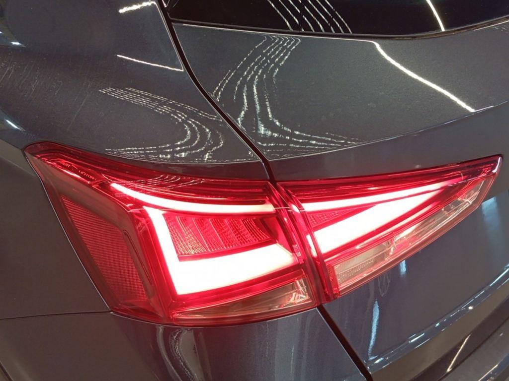 SEAT Arona 1.0 TSI S&S Xperience DSG 85 kW (115 CV) - 11