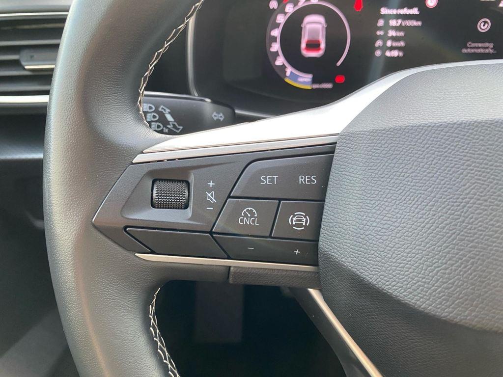 SEAT León 1.5 TSI S&S Style 25 Aniversario 85 kW (116 CV) - 8