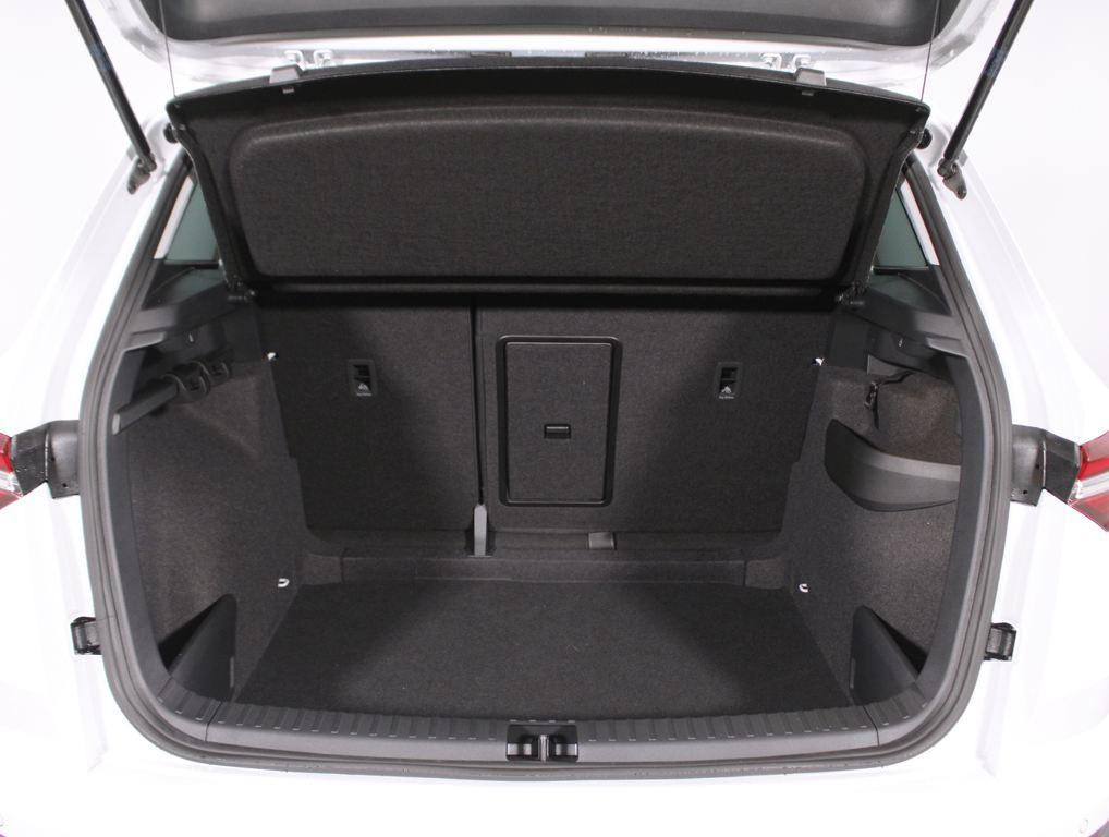 Skoda Karoq 1.0 TSI Selection 85 kW (116 CV) - 6