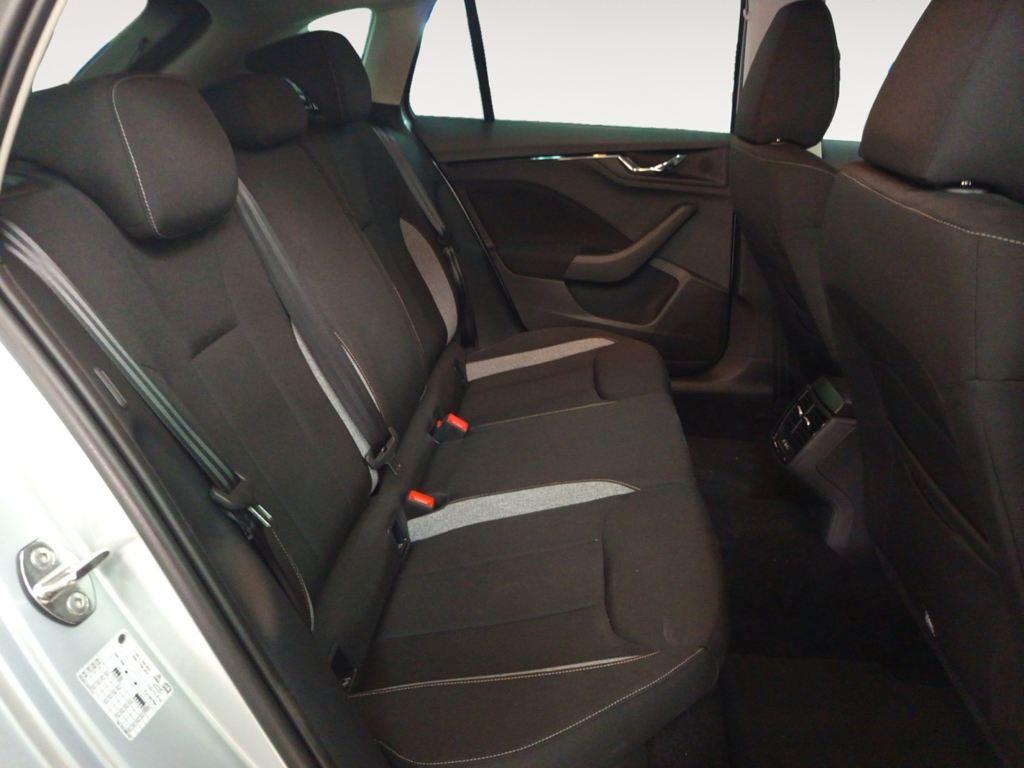 Skoda Scala 1.0 TSI Selection 85 kW (115 CV) - 5