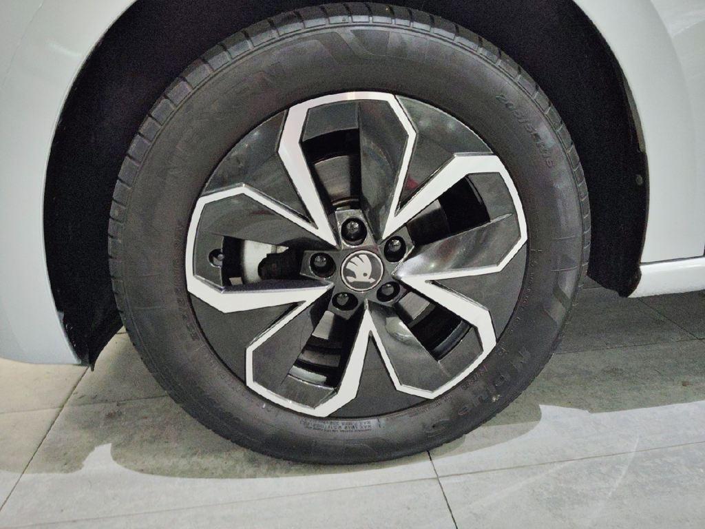 Skoda Scala 1.5 TSI Selection 110 kW (150 CV) - 7