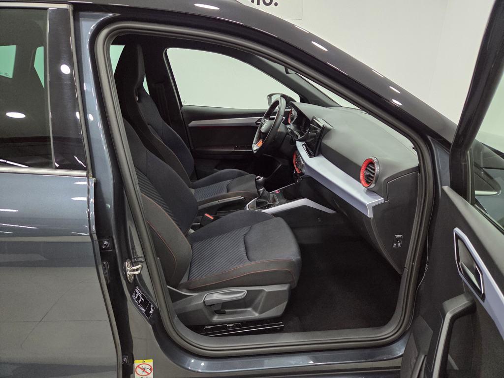 SEAT Arona 1.0 TSI FR Special Edition 85 kW (115 CV) - 4