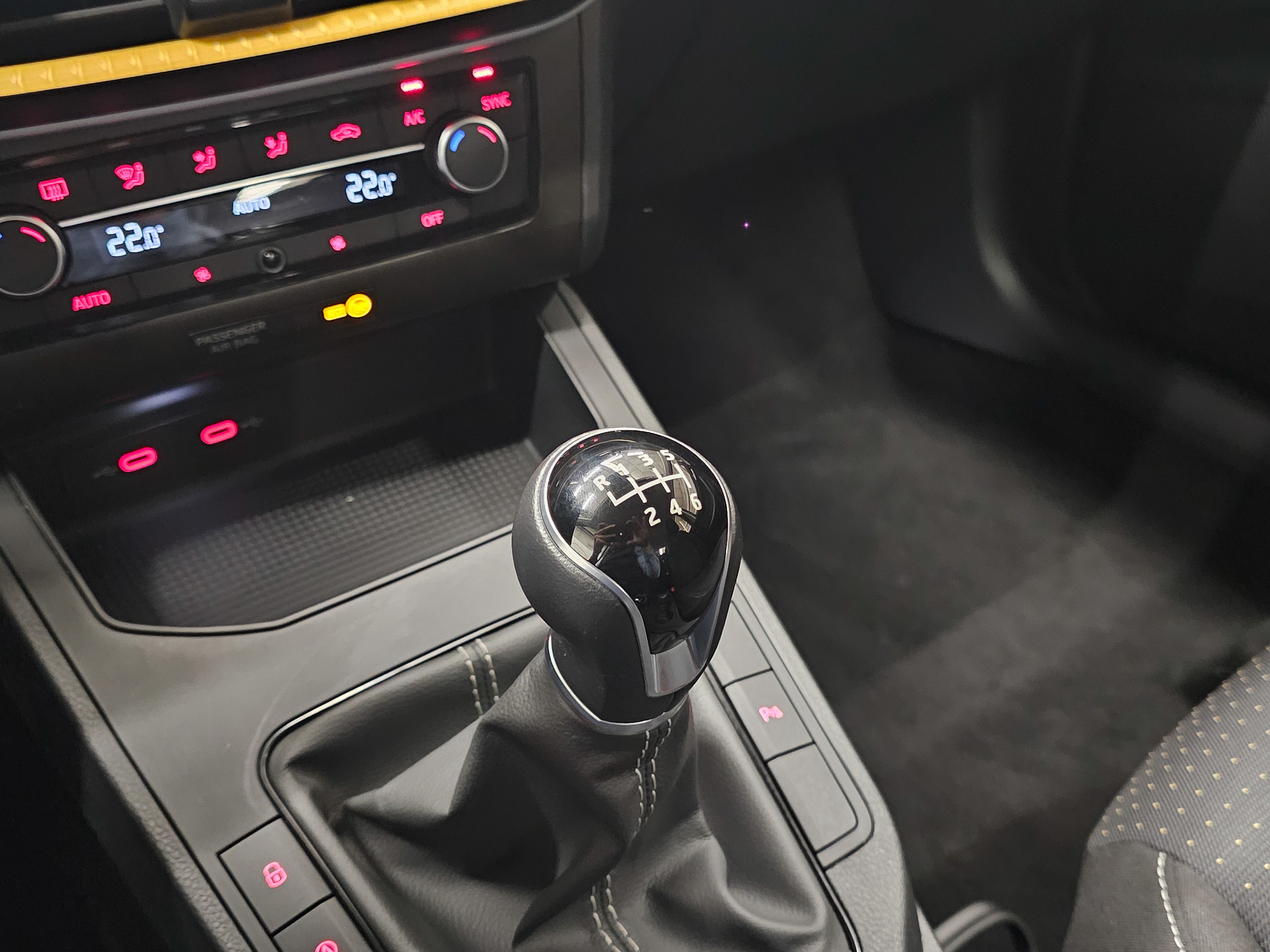 SEAT Ibiza 1.0 TSI S&S Style 81 kW (110 CV) - 10