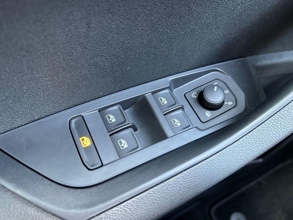 Skoda Karoq 1.5 TSI ACT Selection DSG 110 kW (150 CV) - 11