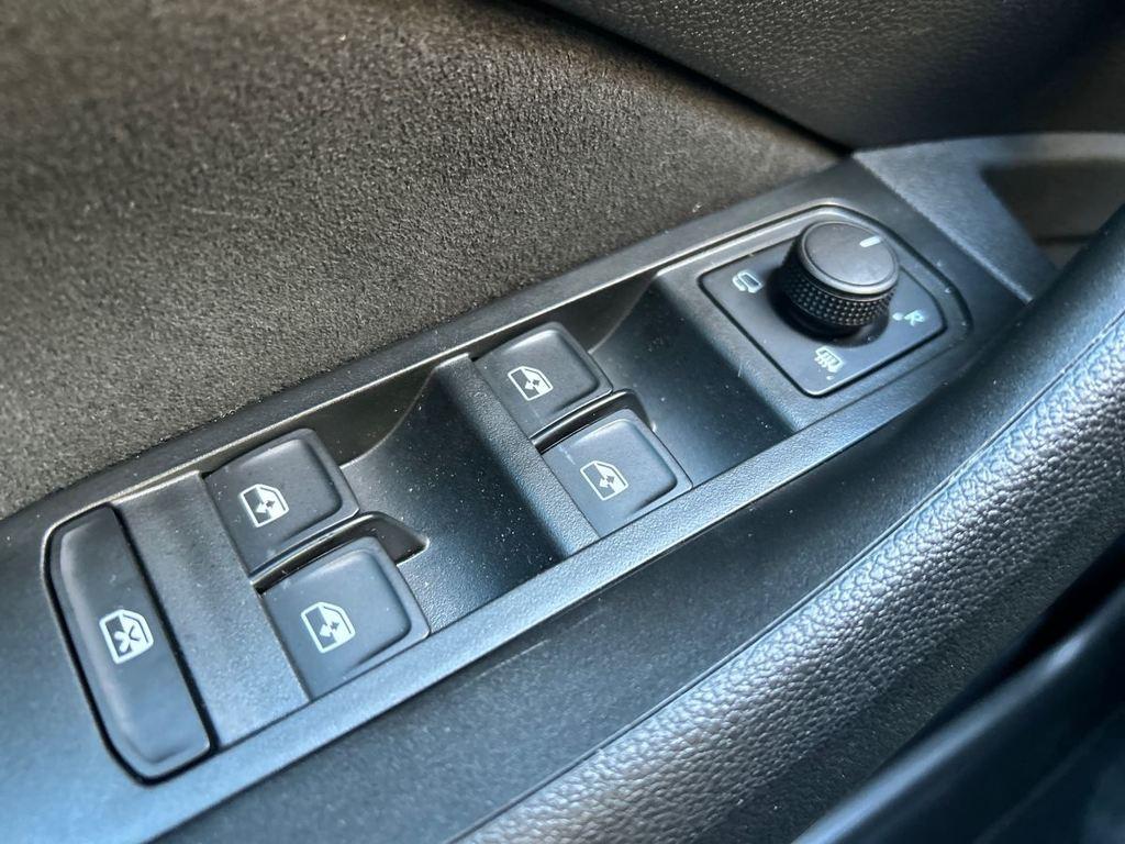 Skoda Kamiq 1.0 TSI Plus DSG 85 kW (115 CV) - 12