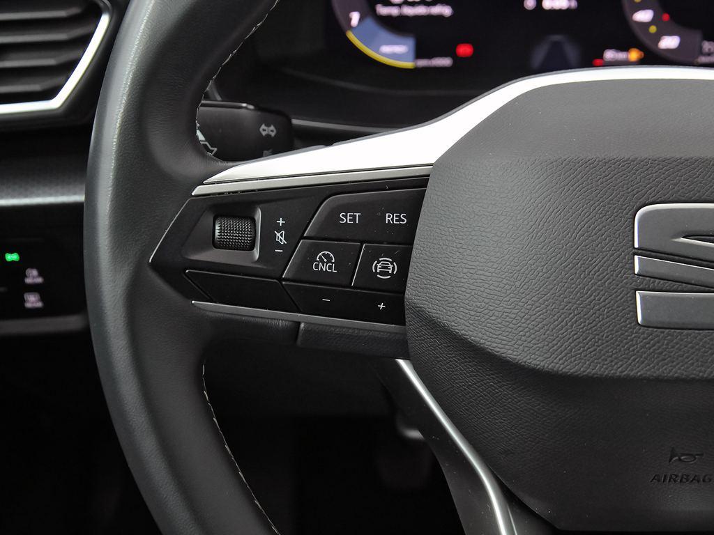 SEAT León 1.5 TSI S&S Style 25 Aniversario 85 kW (116 CV) - 14