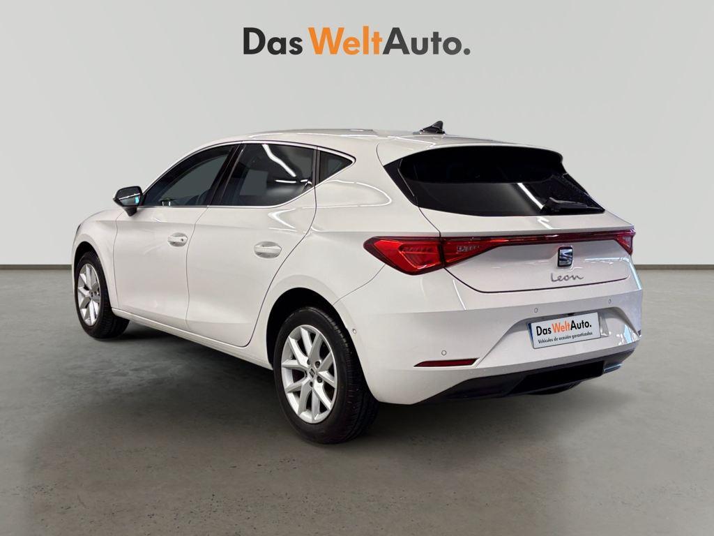 SEAT León 1.5 eTSI Style 25 Aniversario DSG 85 kW (116 CV) - 1